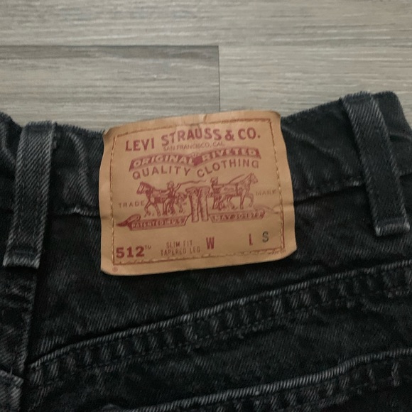 Vintage Levi 512 mom jeans - Picture 4 of 5
